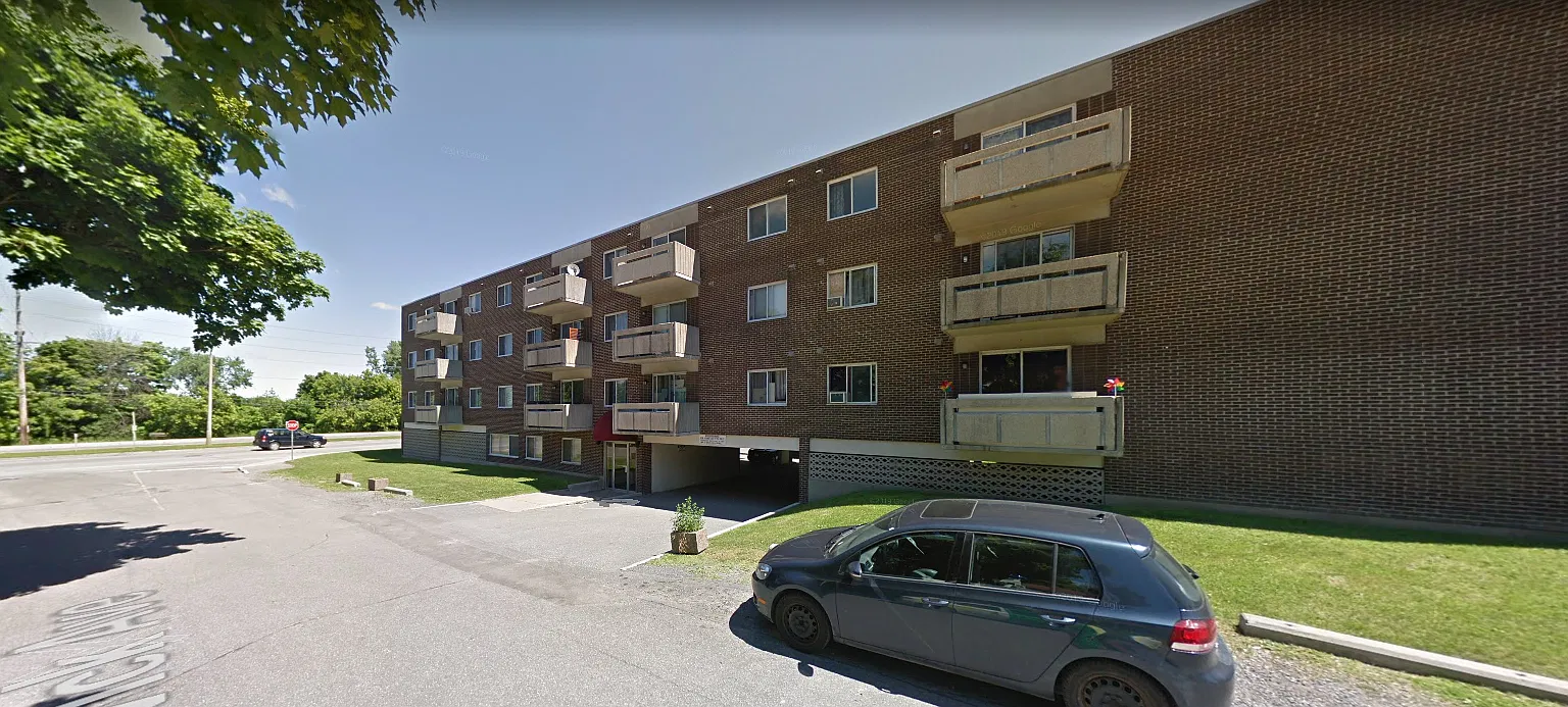 2820 Carling Avenue — Photo 1