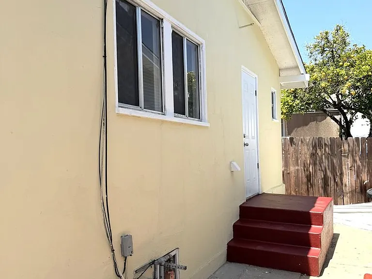 1530 & 1532 S Gaffey St — Photo 20