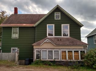 614 N Lincoln Dr, Hancock, MI 49930