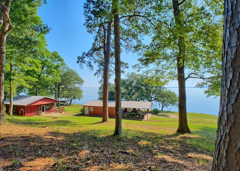 1st image of 146 Emerald Beach Dr