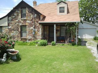 207 S Fox Dr, Midwest City, OK 73110