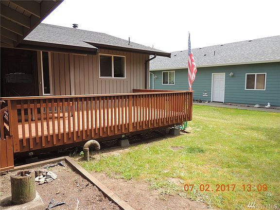 3rd image of 136 Bass Ave NE