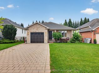 59 Queensway Dr, Strathroy Caradoc, ON N7G4M2