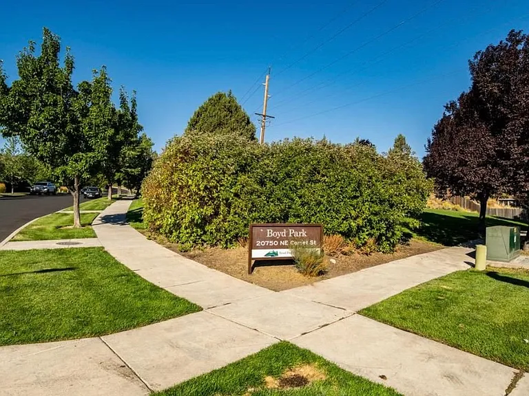 20808 Comet Ln #MAIN — Photo 3
