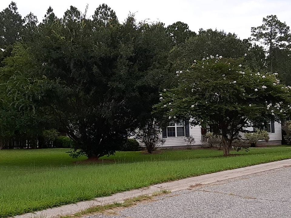 2nd image of 5763 Emily Ln