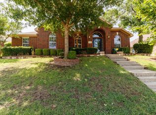 2108 Hickory Ridge Dr, Mesquite, TX 75181