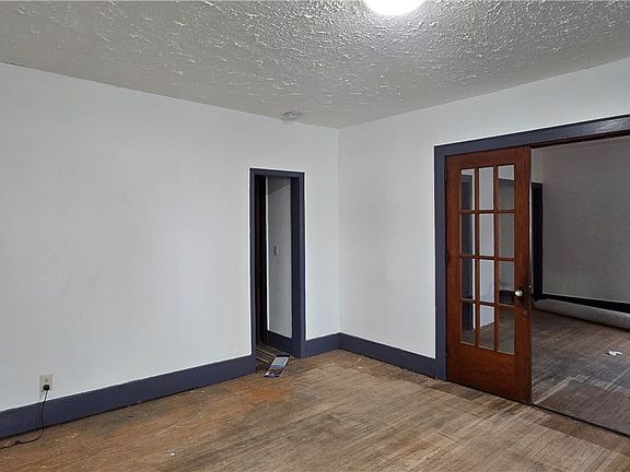 5th image of 1812 N Goodman St