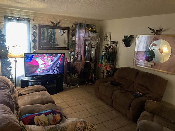 3rd image of 2126 S 11th Ave