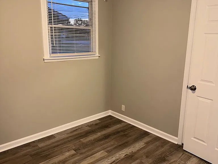 725 Kent Dr — Photo 5