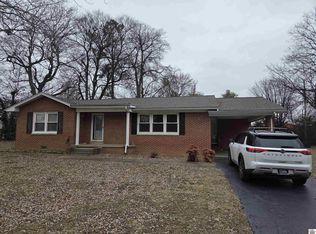 143 Holmes Dr, Paducah, KY 42003