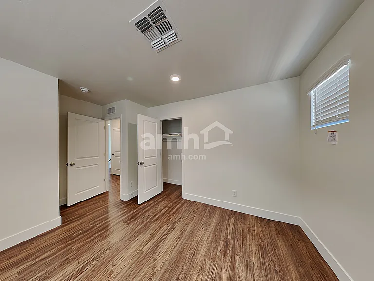 21382 S 231st St — Photo 18