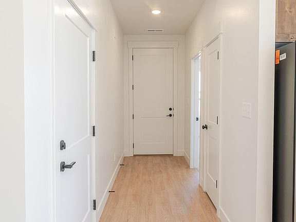 3rd image of 3035 W Ekko View Loop