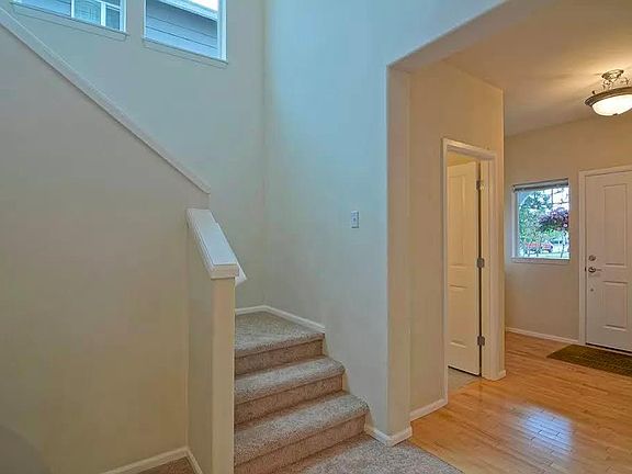 2nd image of 3926 135th Pl SE
