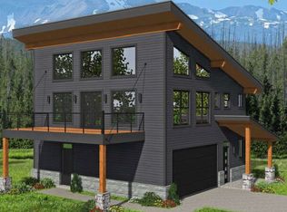 2216 7th St, Port Huron, MI 48060