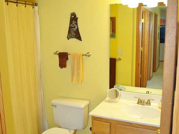 5th image of 78 10th St E Unit 504
