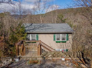 140 Laird Pl, McGaheysville, VA 22840