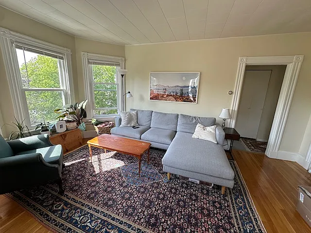 Studio, 500 sqft, $2,050 — Photo 4
