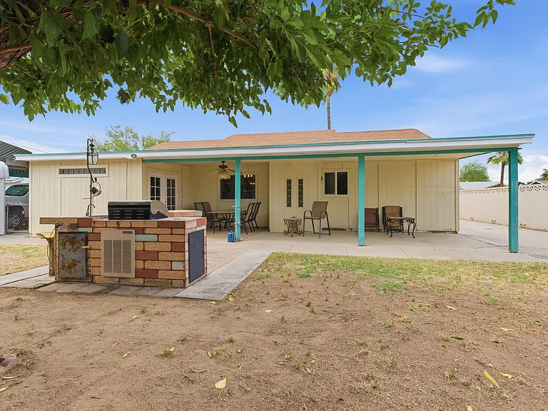 1301 W Montoya Ln — Photo 31