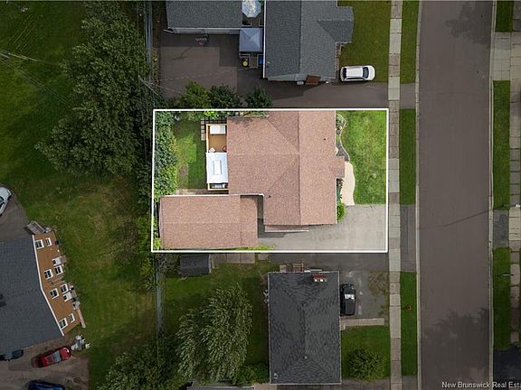 3rd image of 79 Poirier Dr