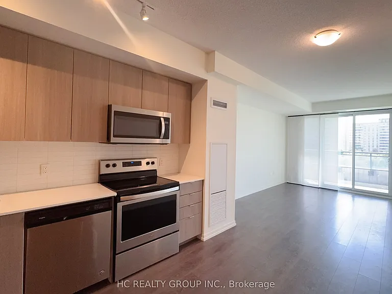 3237 Bayview Ave #312 — Photo 2