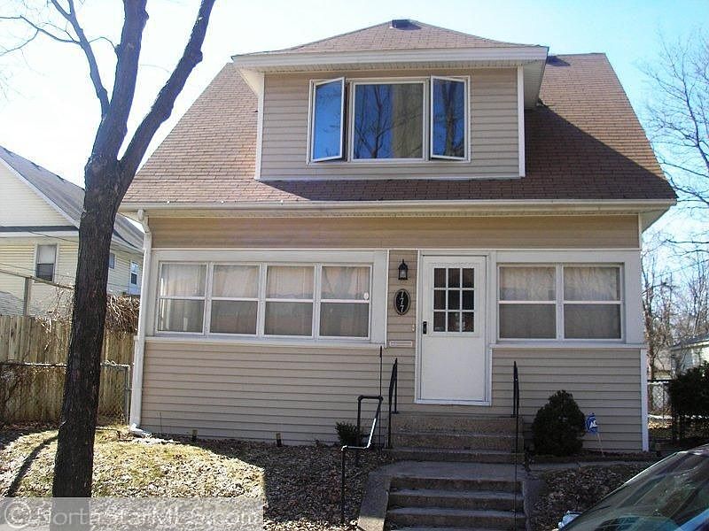 1st image of 777 Albert St N
