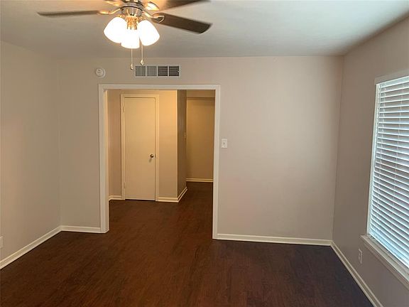 5th image of 1619 White Way Dr