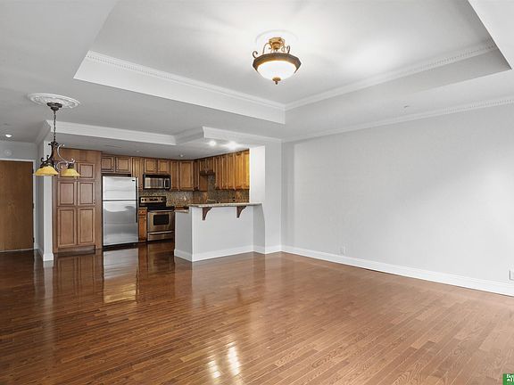 3rd image of 312 S 16th St #91