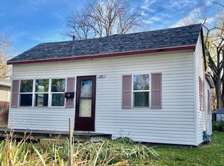 1901 10th Ave N, Grand Forks, ND 58203