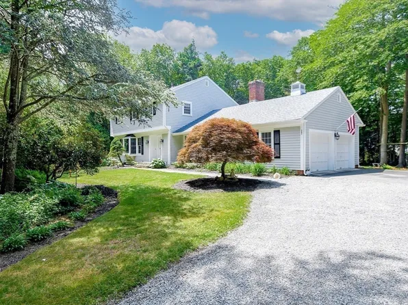 109 Olde Knoll Rd, Marion, MA 02738