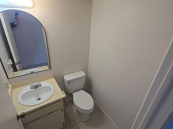 3rd image of 22640 Watersedge Blvd APT 68
