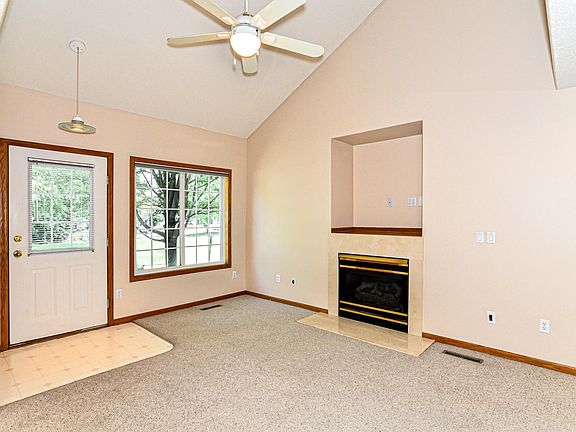 3rd image of 2795 Ranchview Ln N Unit 12