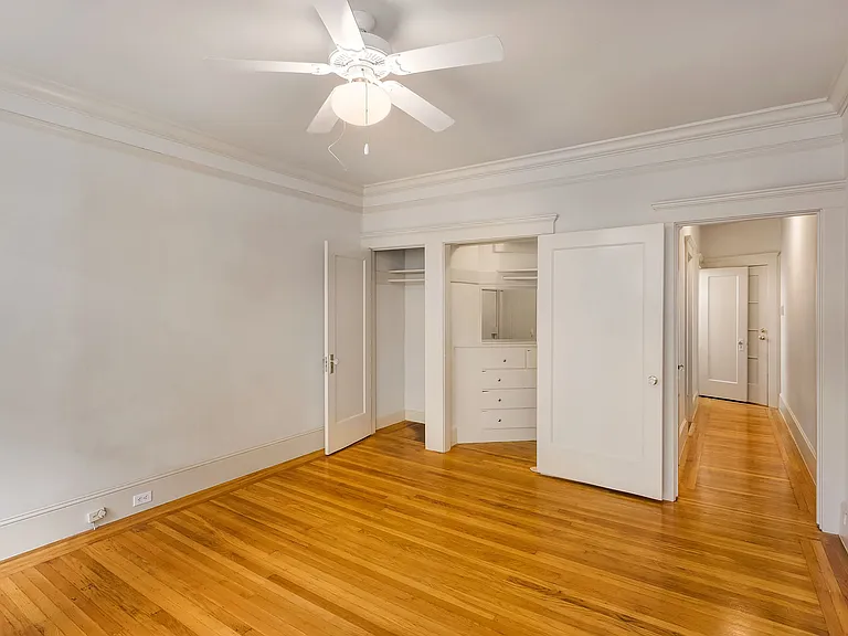 2350 Van Ness Ave #7 — Photo 7