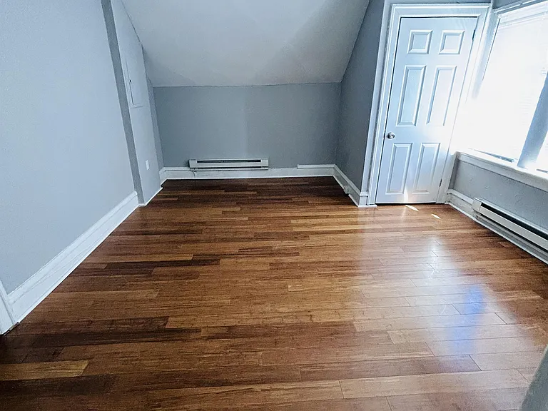1221 Lindley Ave #3 — Photo 8