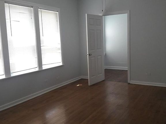 5th image of 4352 S Talman Ave APT 1R