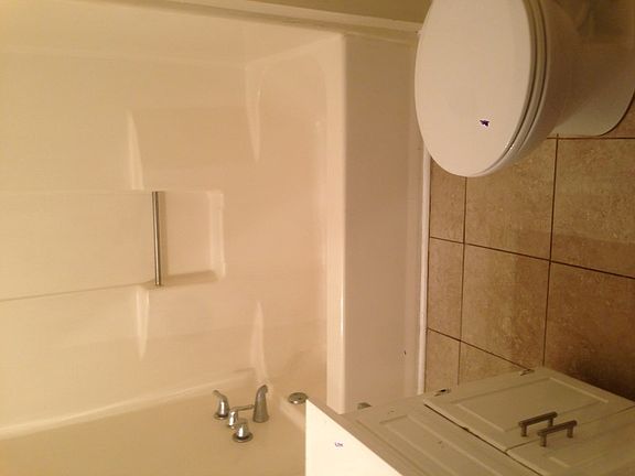 5th image of 1251 Pinedale Cir NW