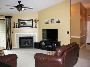 3505 Lennox View Ct UNIT 208, Louisville, KY 40299
