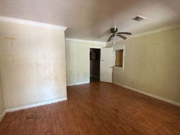 3rd image of 1726 Tullamore St