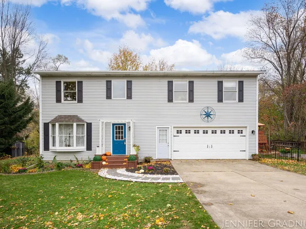 3949 140th Ave, Holland, MI 49424