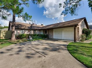 2207 Briarview Dr, Houston, TX 77077
