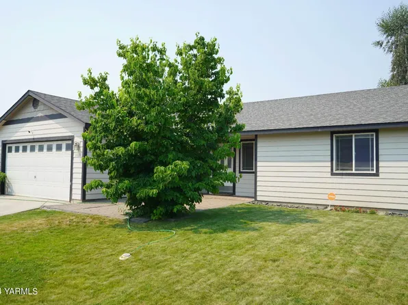 1519 S 14th St, Sunnyside, WA 98944