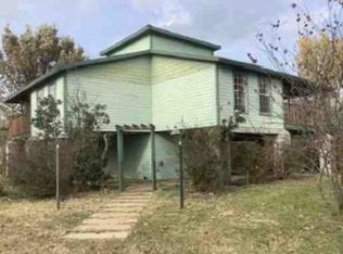 2150 Harris St, Gainesville, TX 76240