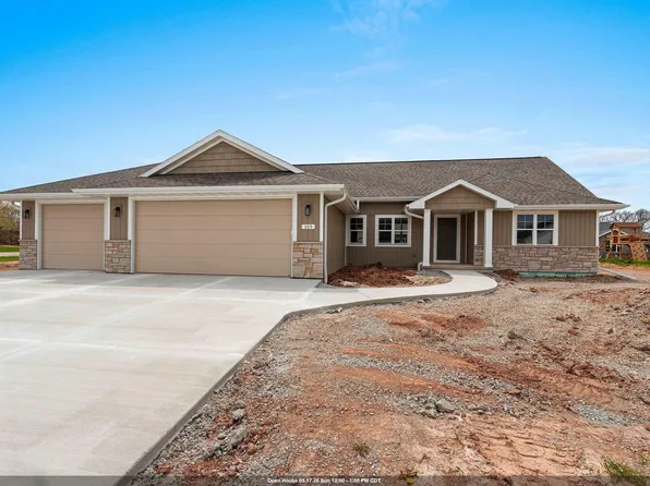 305 Battery Ave, De Pere, WI 54115