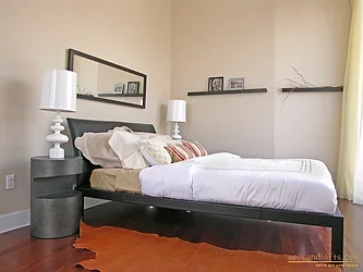 Rented by aptsandlofts.com