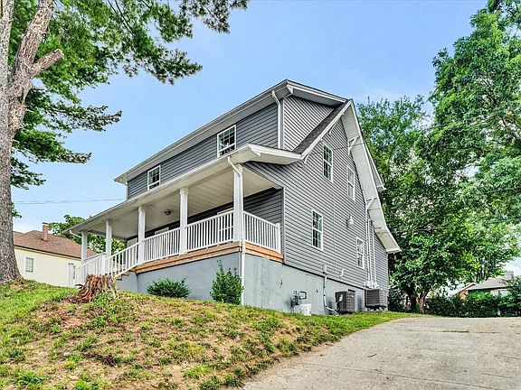 2nd image of 1107 Murray Ave SE