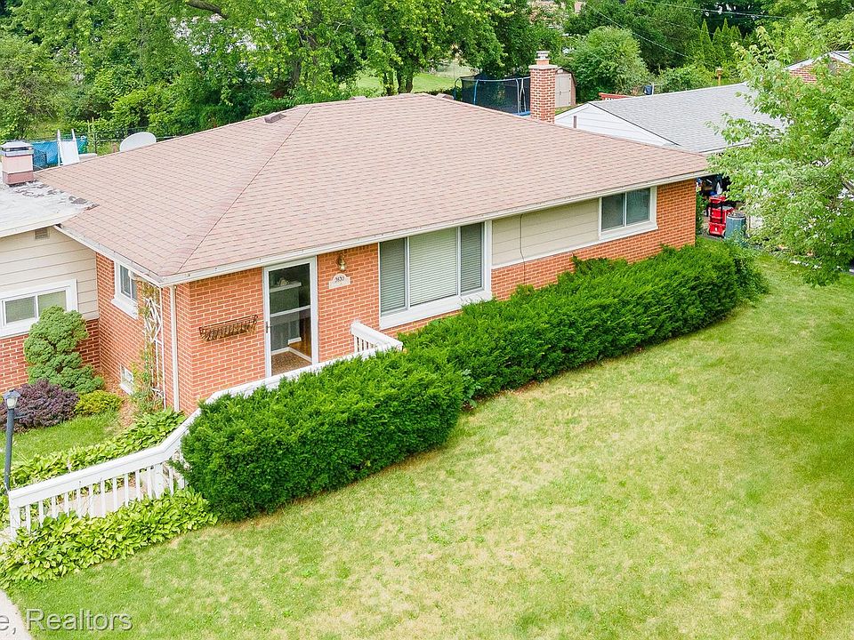 1st image of 3630 Baybrook Dr