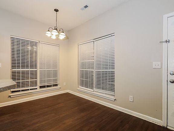 5th image of 118 Burleyson Dr
