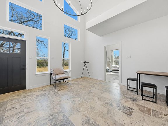 3rd image of 25504 Squirrel Rd