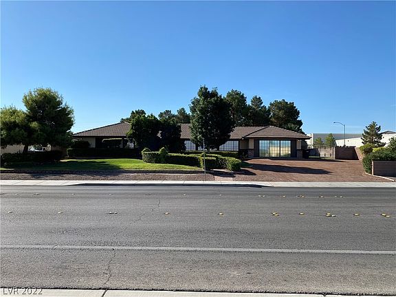 2nd image of 2521 E Serene Ave
