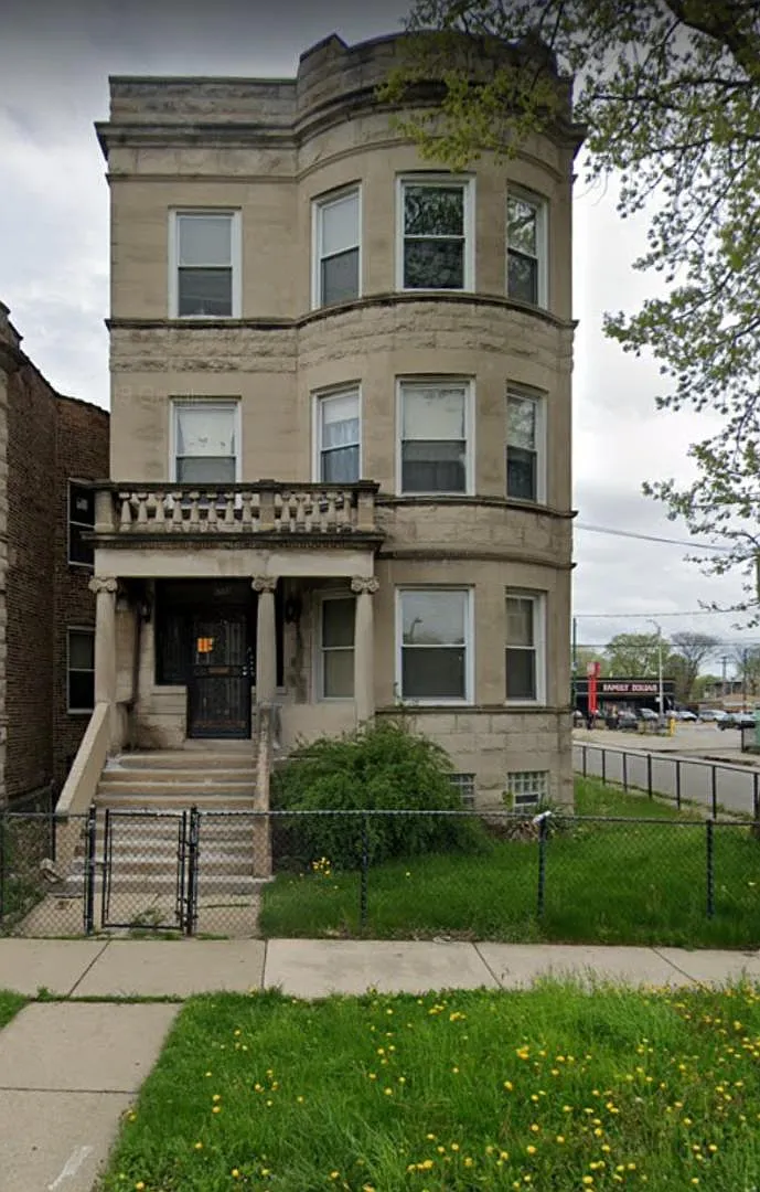 6559 S Green St - 6559 S Green St #1 Chicago IL 60621 — Photo 2