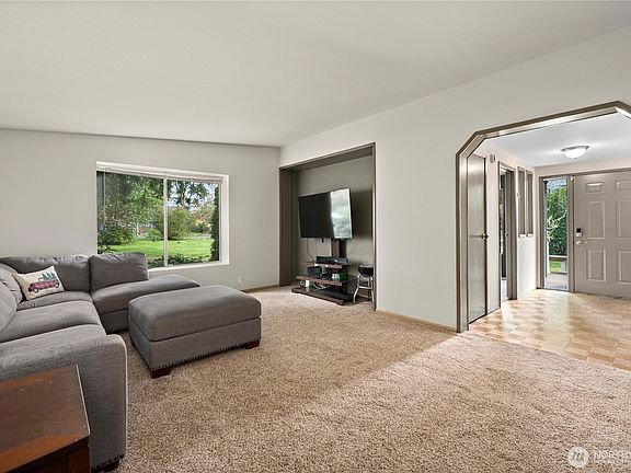 5th image of 12120 A Street S